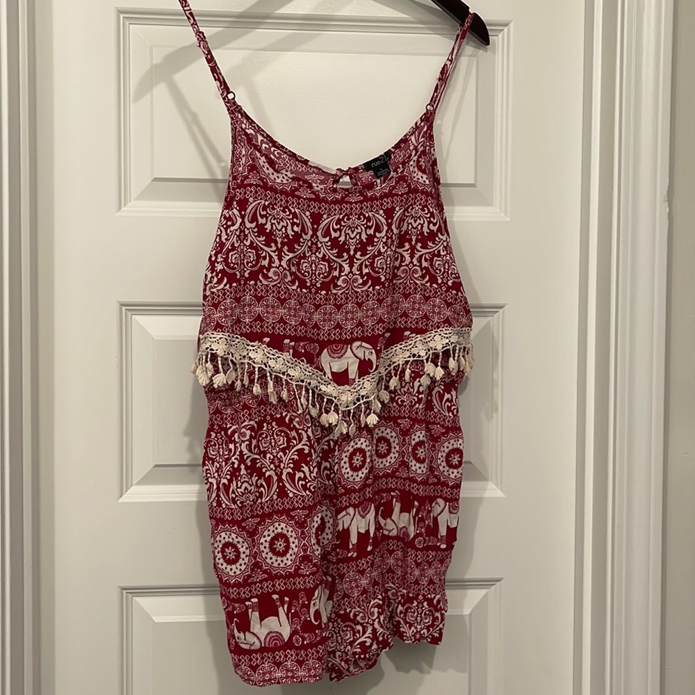 Women’s Rue 21 Vibrant Pink & White Elephant print Boho Hippie Patterned Romper